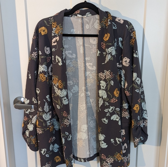 Floral Blazer - Picture 1 of 1